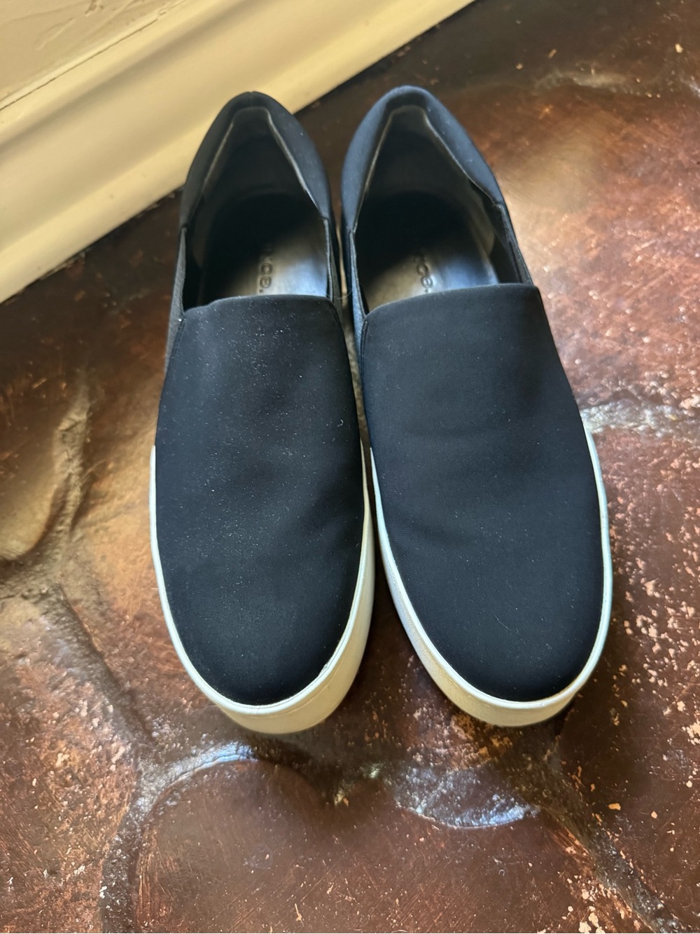 Vince platform Slip-On Casual Sneakers - Black